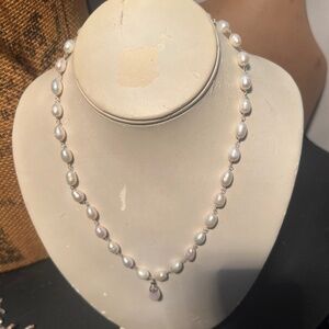 Eliza and Jane necklace natural pearl